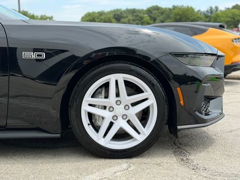 Used 2026 Ford Mustang GT Premium RWD image 9