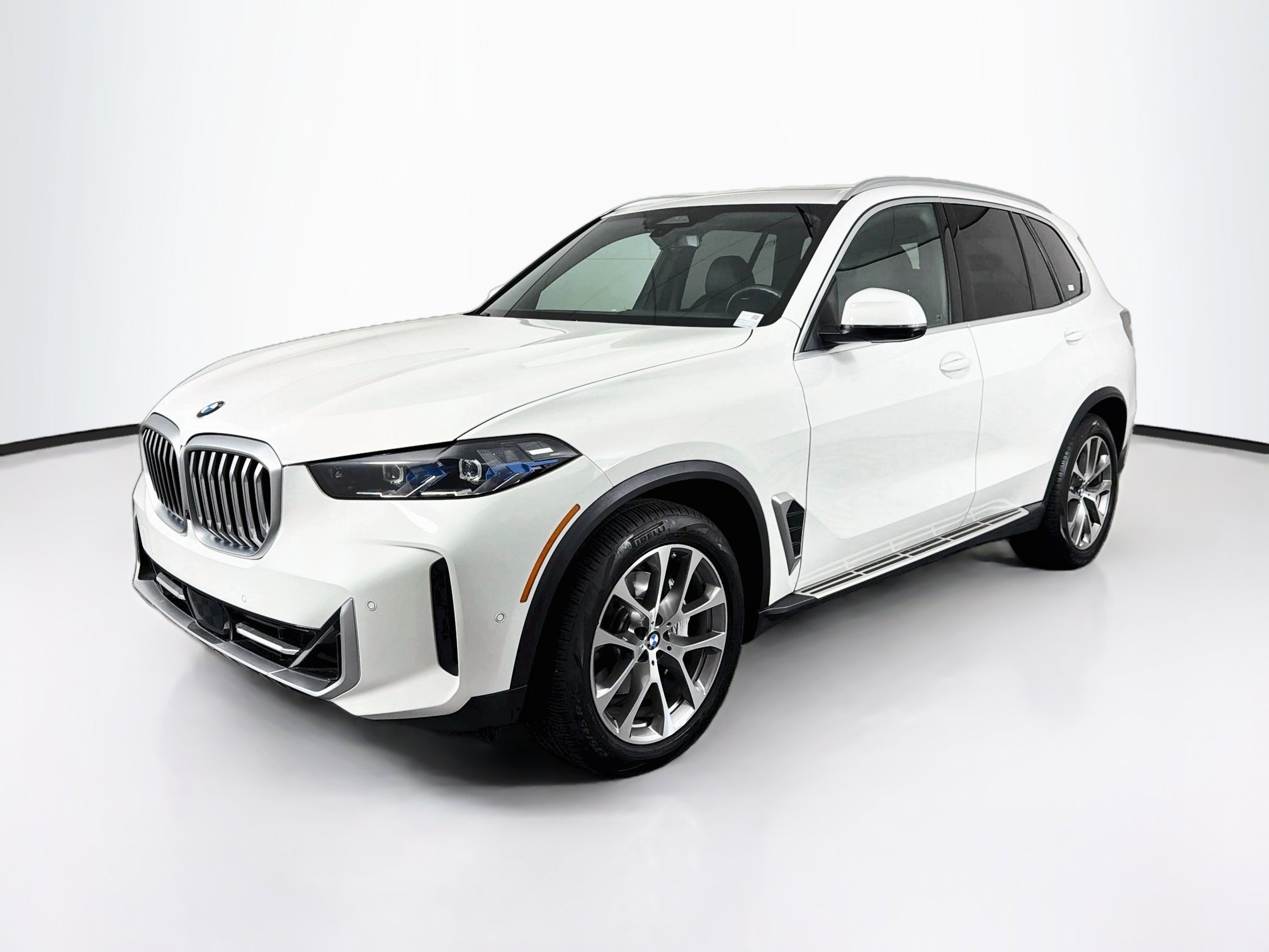 Used 2026 BMW X5 xDrive40i AWD/4WD image 3