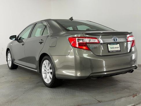 Used 2013 Toyota Camry XLE w/ Leather Pkg FWD image 7