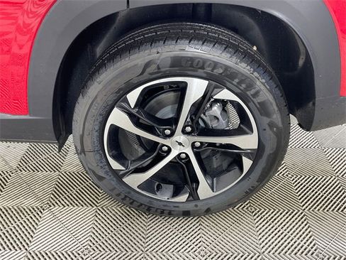 New 2026 Chevrolet Trax RS w/ Driver Confidence Package image 17