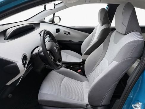 Used 2021 Toyota Prius Prime LE FWD image 12