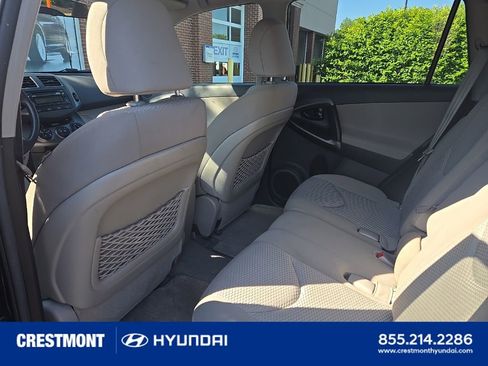 Used 2012 Toyota RAV4 FWD w/ Upgrade Value Pkg image 6