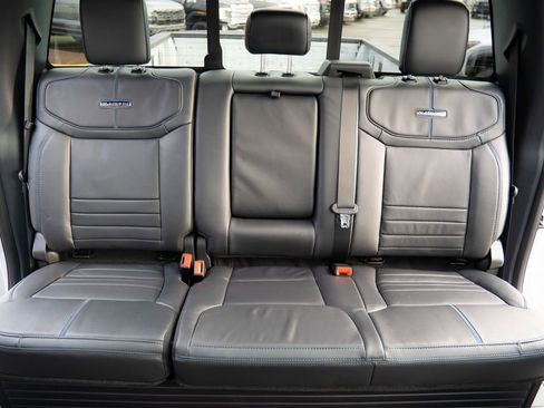 Used 2025 Ford F450 Platinum image 13