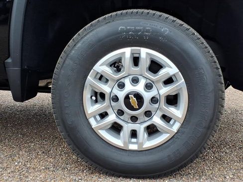 New 2026 Chevrolet Silverado 2500 LT image 11