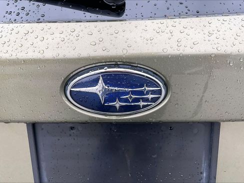 Used 2023 Subaru Outback Premium AWD/4WD image 31