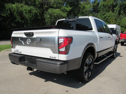 Used 2023 Nissan Titan Platinum Reserve w/ Moonroof Package AWD/4WD image 7