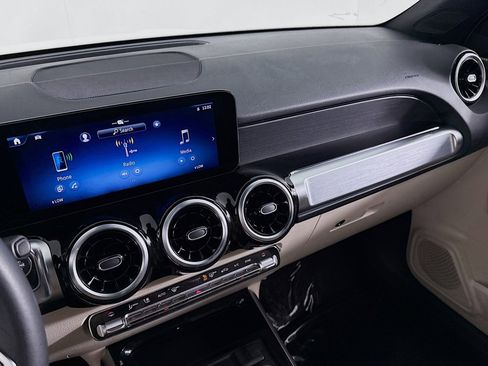 Certified 2026 Mercedes-Benz GLB 250 image 21