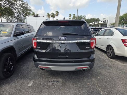 Used 2016 Ford Explorer XLT w/ Equipment Group 202A AWD/4WD image 4