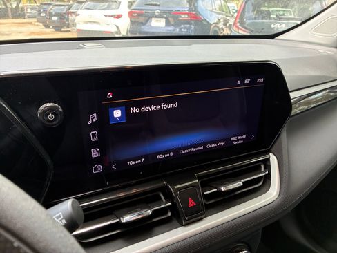 Used 2025 Chevrolet TrailBlazer LT image 10