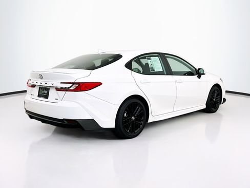 Used 2025 Toyota Camry SE w/ Multimedia Upgrade Package image 9