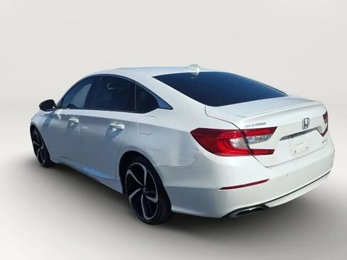Used 2018 Honda Accord Sport image 6