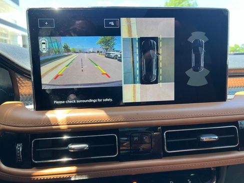 Certified 2023 Lincoln Nautilus Black Label AWD/4WD image 33