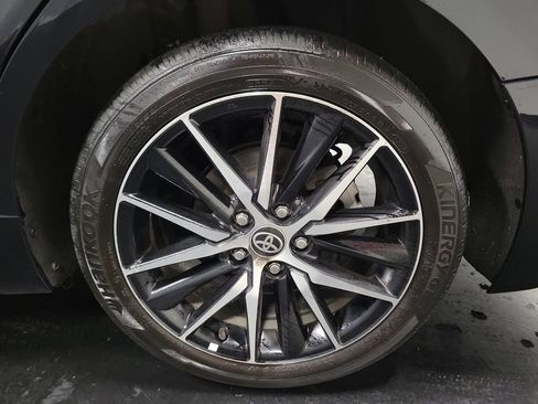 Used 2023 Toyota Camry SE w/ Convenience Package FWD image 10