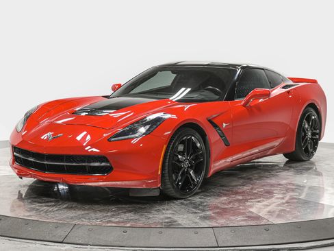 Used 2015 Chevrolet Corvette Stingray Coupe w/ 3LT Preferred Equipment Group image 1