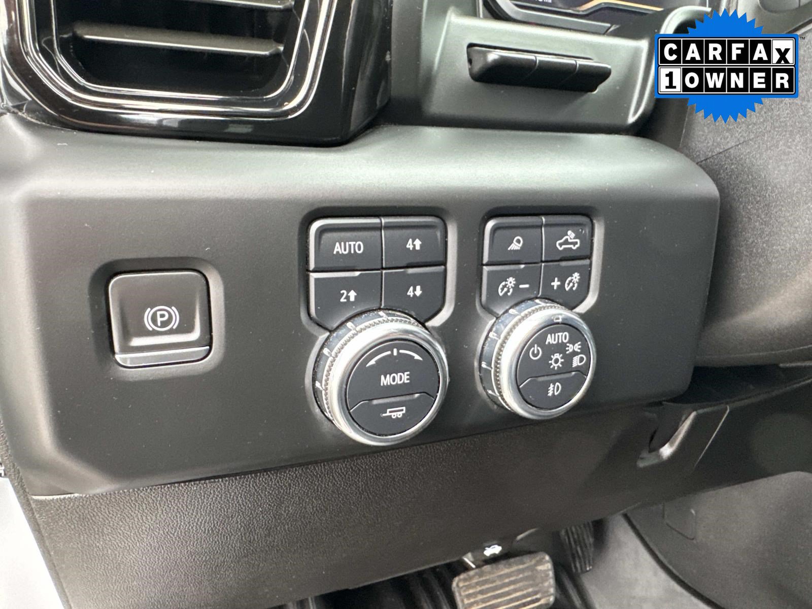 Used 2024 GMC Sierra 2500 AT4 w/ AT4 Premium Plus Package AWD/4WD image 39
