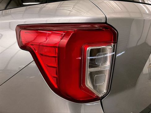 Certified 2023 Ford Explorer XLT w/ Equipment Group 202A AWD/4WD image 29