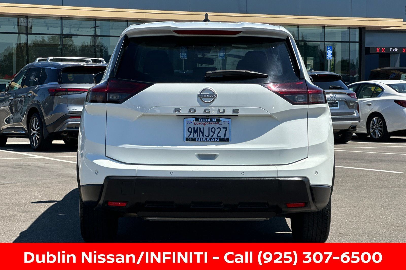 Certified 2024 Nissan Rogue S FWD image 5