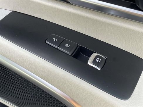 New 2025 Kia Telluride S image 18