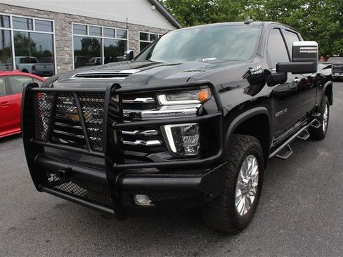 Used 2022 Chevrolet Silverado 2500 High Country w/ Z71 Off-Road Package AWD/4WD image 2