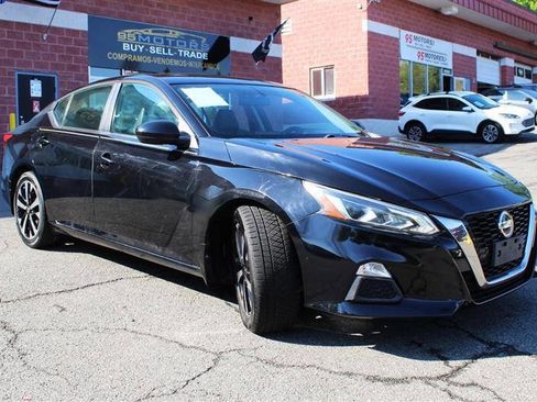 Used 2019 Nissan Altima 2.5 SR FWD image 7