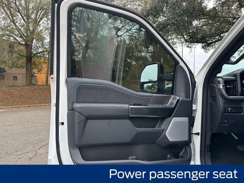 New 2026 Ford F250 Platinum image 30