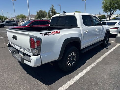 Used 2023 Toyota Tacoma TRD Off-Road w/ TRD Premium Off Road Package image 8