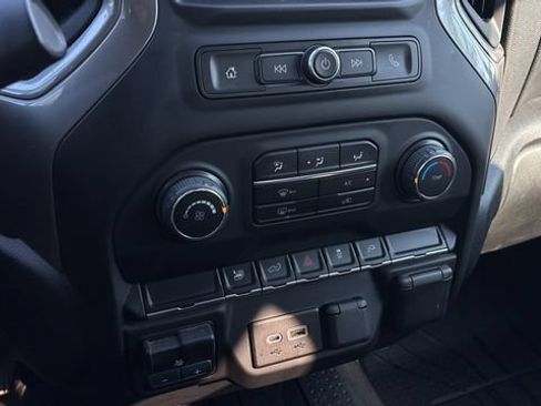 Used 2022 Chevrolet Silverado 2500 Custom w/ Custom Value Package AWD/4WD image 30