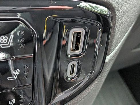 New 2026 GMC Sierra 1500 SLT w/ SLT Premium Plus Package image 24