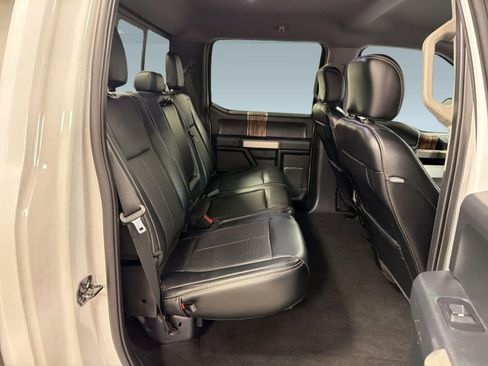 Used 2019 Ford F150 Lariat w/ Equipment Group 501A Mid AWD/4WD image 29