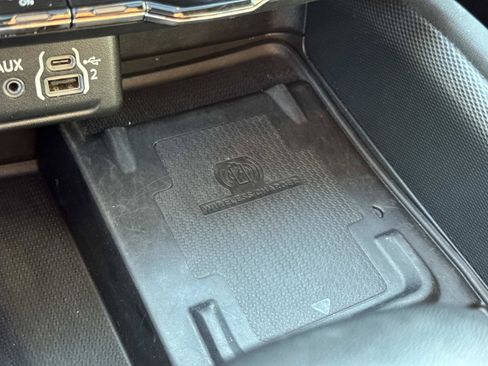 Used 2023 Dodge Durango GT image 28