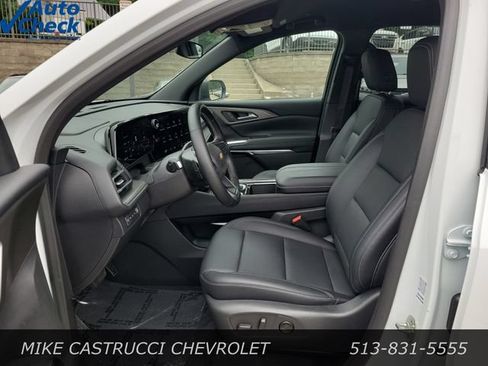 Used 2026 Chevrolet Traverse LT AWD/4WD image 20