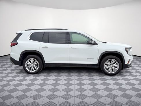 Used 2024 GMC Acadia Elevation w/ LPO, Floor Liner Package FWD image 8