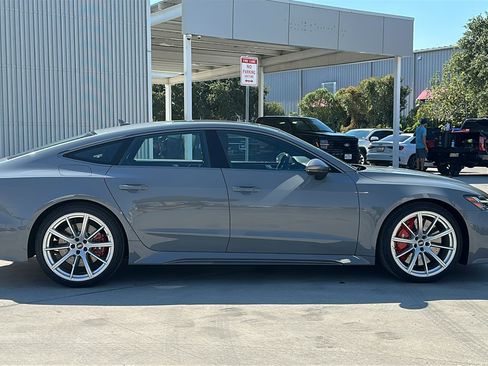 New 2026 Audi RS 7 Performance image 8