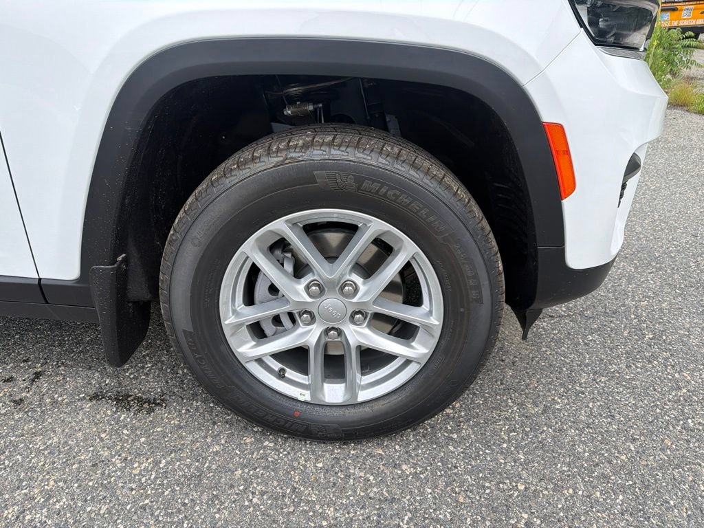 New 2026 Jeep Grand Cherokee Laredo X AWD/4WD image 27