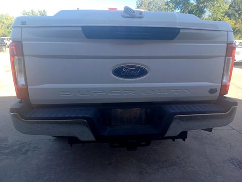 Used 2018 Ford F250 XL w/ Power Equipment Group image 30