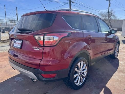 Used 2017 Ford Escape Titanium image 5