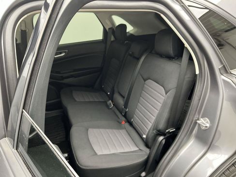 Certified 2024 Ford Edge SE w/ Cargo Accessory Package AWD/4WD image 10