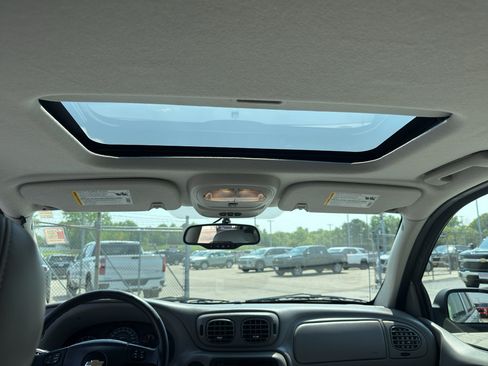 Used 2008 Chevrolet TrailBlazer LT w/ Sun And Sound Package AWD/4WD image 28