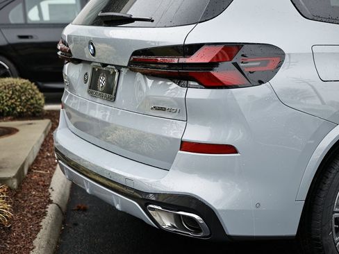 New 2026 BMW X5 xDrive40i image 9