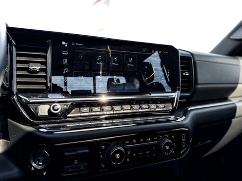 Certified 2024 Chevrolet Silverado 1500 ZR2 w/ Technology Package image 14