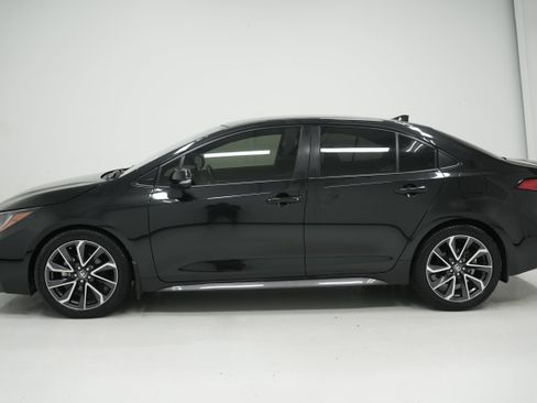Used 2022 Toyota Corolla SE FWD image 7