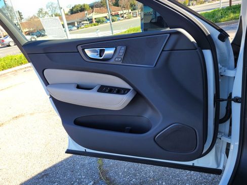 New 2026 Volvo XC60 B5 Plus w/ Protection Package Premier image 13