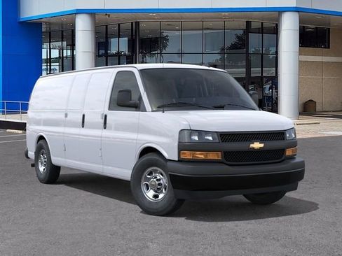 New 2025 Chevrolet Express 2500 Extended RWD image 7