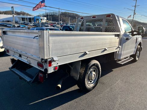 Used 2017 Ford F250 XL image 5