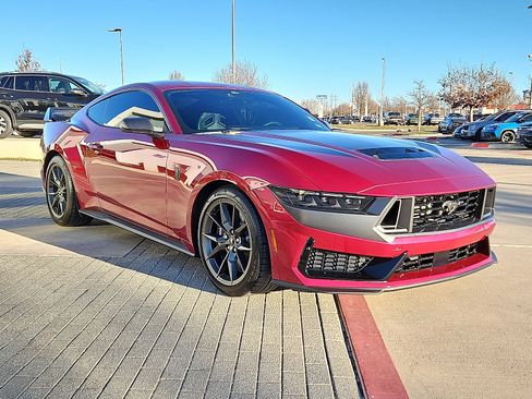 Used 2025 Ford Mustang Dark Horse image 4