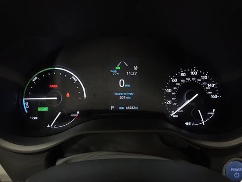 Certified 2023 Toyota Sienna LE FWD image 16