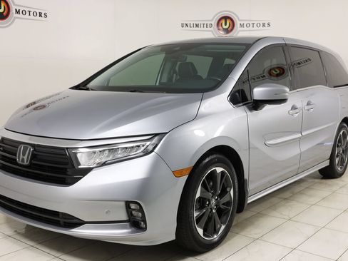 Used 2023 Honda Odyssey Elite image 5