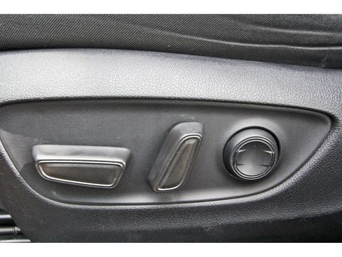 Used 2021 Toyota RAV4 XLE FWD image 26