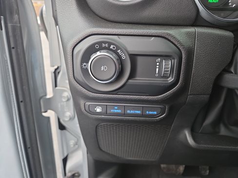Certified 2023 Jeep Wrangler Unlimited Sahara w/ Cold Weather Group AWD/4WD image 29