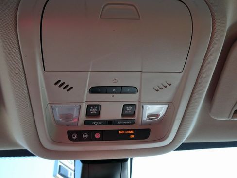 Used 2019 GMC Acadia Denali image 37